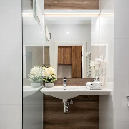 Aparthotel Panorama - Czarna Gora Resort, Sun & Snow Sienna (Klodzko)