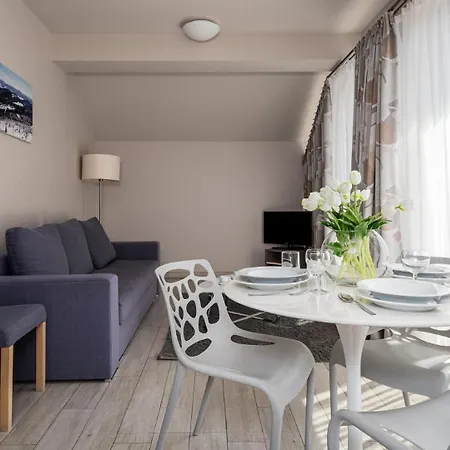 Aparthotel Panorama - Czarna Gora Resort, Sun & Snow Sienna (Klodzko)