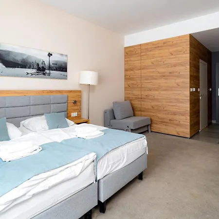 Panorama - Czarna Gora Resort, Sun & Snow 3* Sienna (Klodzko)