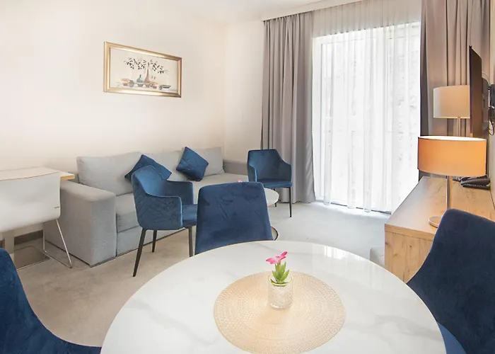 Panorama - Czarna Gora Resort, Sun & Snow מלון דירות 3*