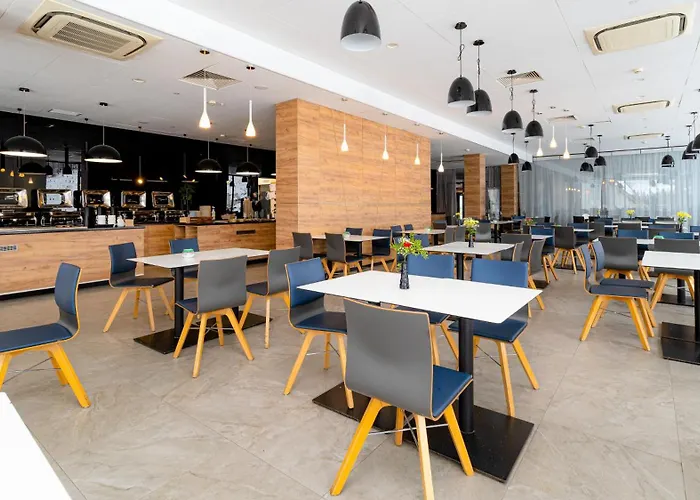 Panorama - Czarna Gora Resort, Sun & Snow Aparthotel 3*