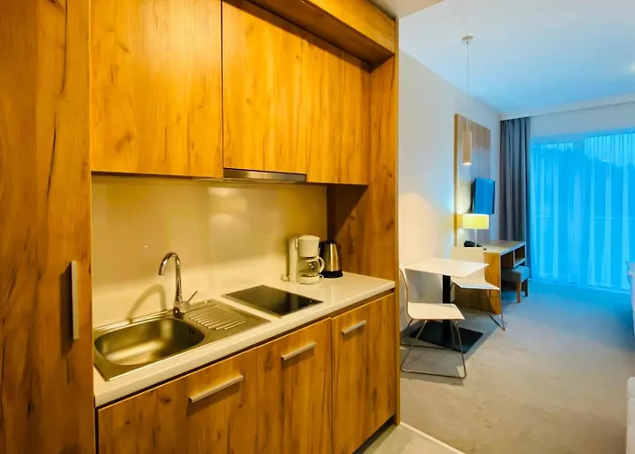 Panorama - Czarna Gora Resort, Sun & Snow 3* Sienna (Klodzko)