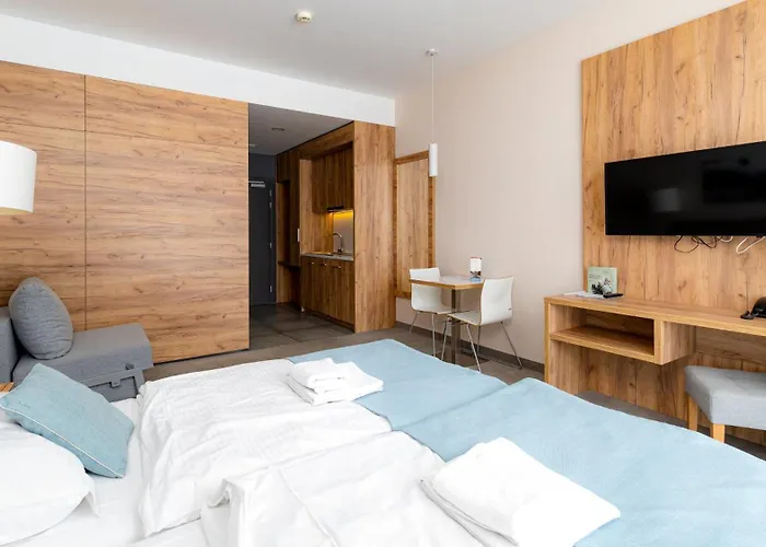 Aparthotel Panorama - Czarna Gora Resort, Sun & Snow Sienna (Klodzko)